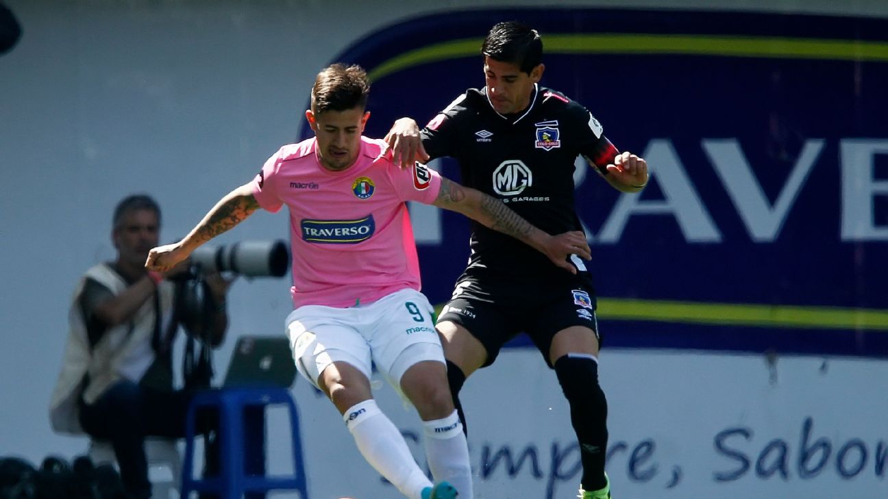 Colo Colo volvió a la senda del triunfo ante Audax en un intenso partido
